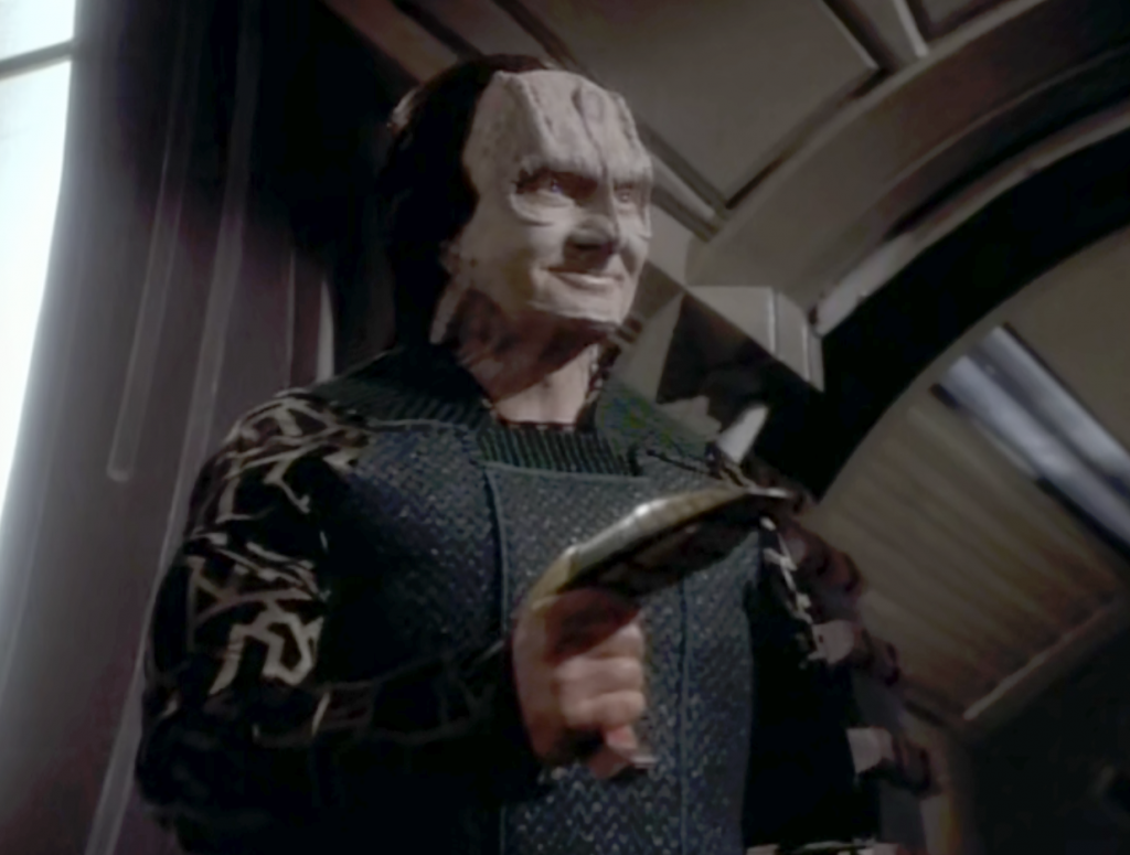 Weapon image Images/C/CardassianPistol2.png