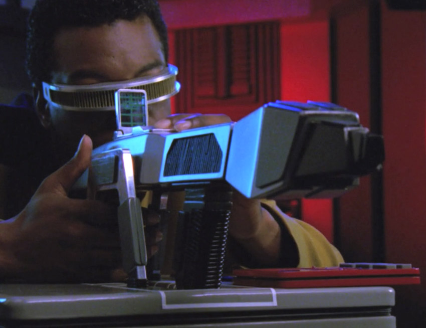 Weapon image Images/P/PhaserTNGTypThree4.jpg